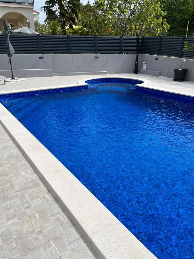 Helamoni, New 5 Star 2 Person Apartment With Pool Malinska 0*,  Croatia